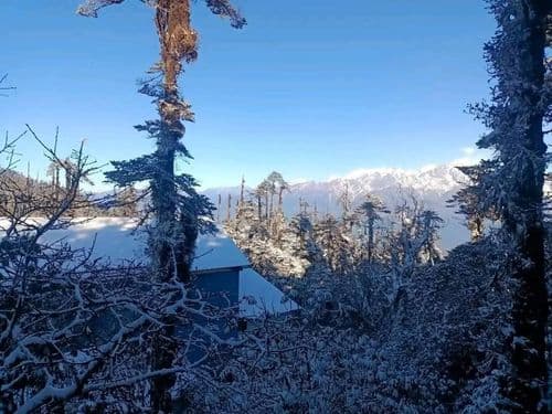 Season’s First Snowfall Blankets Higher Reaches of Sikkim