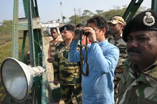 Bista visited Indo-Bangladesh border and interacted with BSF jawans